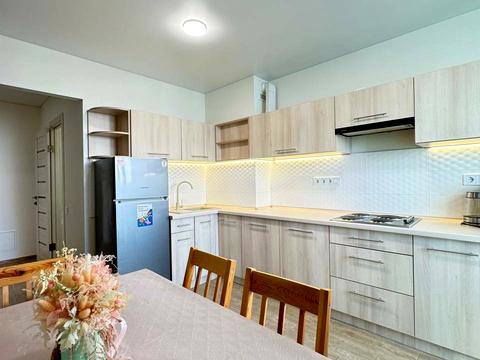 квартира за адресою Академіка Глушкова просп., 42