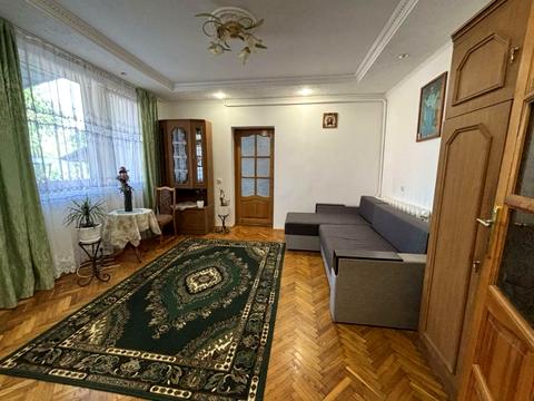 дом по адресу Борислав, Центральна