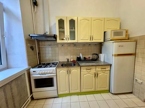 квартира по адресу Межигорская ул., 32