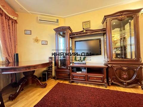 квартира за адресою Київ, Микільсько-Слобідська вул., 2-Б