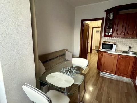 квартира за адресою Вахтанга Кікабідзе вул. (Булгакова), 4