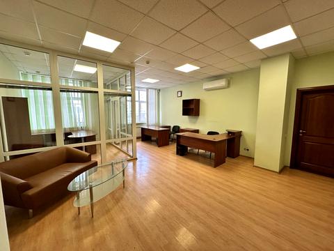 комерційна за адресою Володимира Івасюка просп. (Героїв Сталінграду), 12-Ж