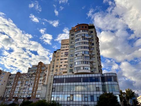 квартира за адресою Сергія Зорського вул. (Гагаріна), 3