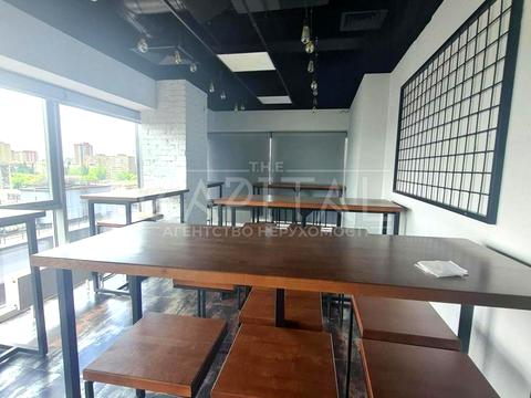 комерційна за адресою Київ, Вадима Гетьмана вул., 6