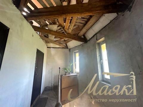 будинок за адресою Ольжича вул.