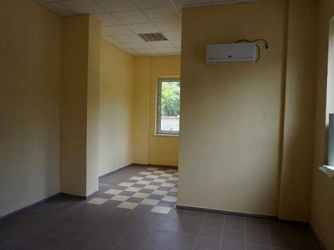 комерційна за адресою Магістральна вул., 33