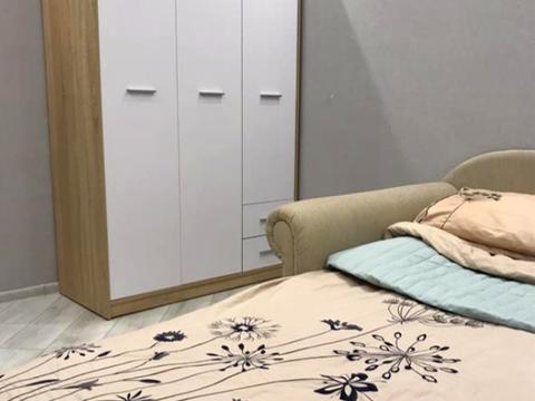 квартира за адресою Салютна вул., 2-Б