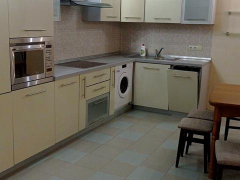 квартира за адресою Микільсько-Слобідська вул., 2-Б