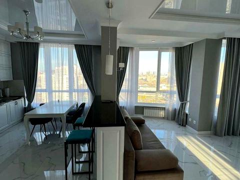 квартира за адресою Деміївська вул., 13