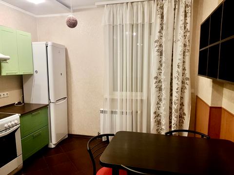 квартира за адресою Бориса Гмирі вул., 4