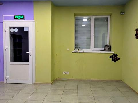 комерційна за адресою Віктора Френчка вул., 3