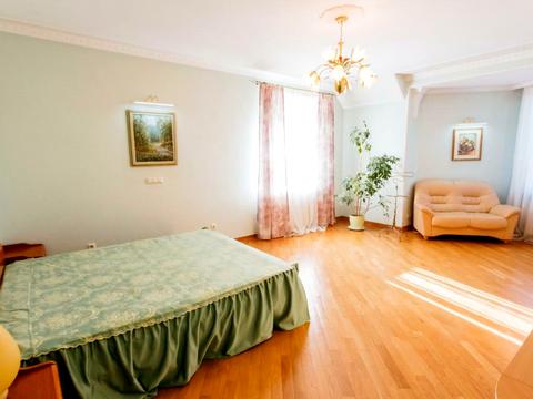 будинок за адресою Патріотів вул.