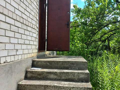 будинок за адресою Вишнева, 181