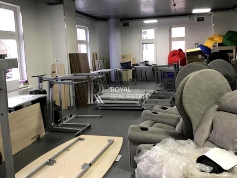 коммерческая по адресу Кияновский пер., 7-А