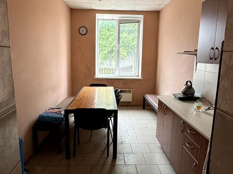 коммерческая по адресу Лікарняна, 1