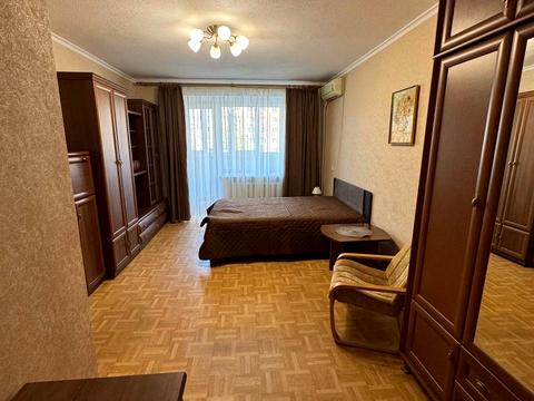 квартира за адресою Олександра Поля просп. (Кірова), 42