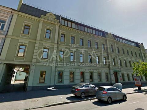 коммерческая по адресу Жилянская ул., 14б