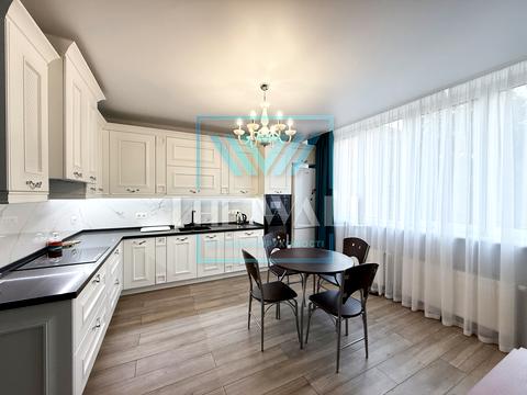 квартира за адресою Рея Бредбері вул., 2