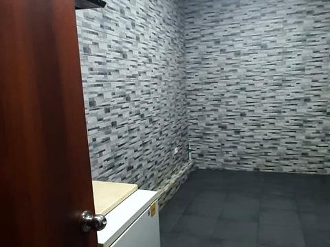 комерційна за адресою Семінарська вул., 11