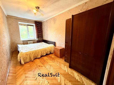квартира за адресою Привокзальна вул., 12