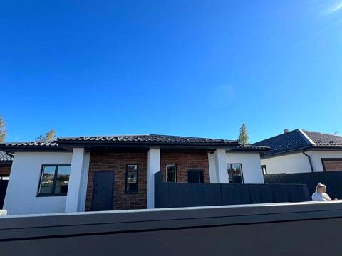 дом по адресу Успішна, 4