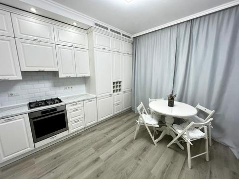 квартира по адресу Практичная ул., 8