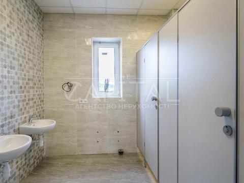 комерційна за адресою Стеценка вул., 30