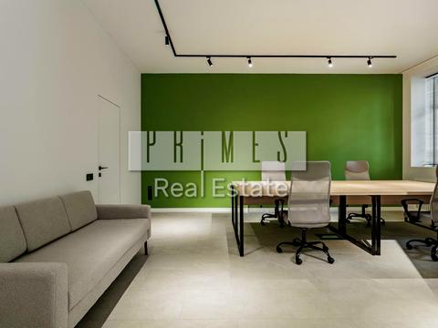 комерційна за адресою Богдана Хмельницького вул., 9