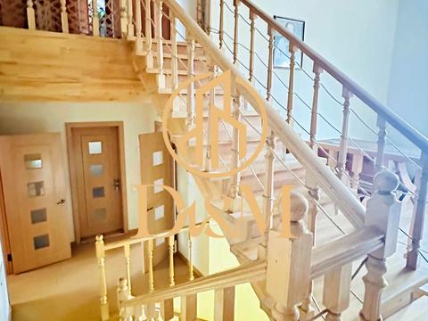 будинок за адресою Академіка Булаховського вул.