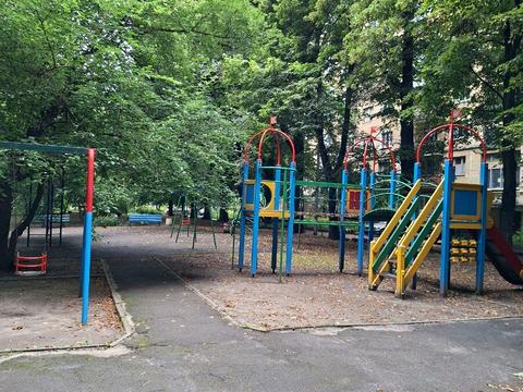 квартира за адресою Лаврська вул. (Січневого Повстання), 4