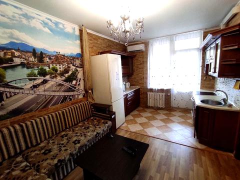 квартира за адресою Олени Пчілки вул., 2
