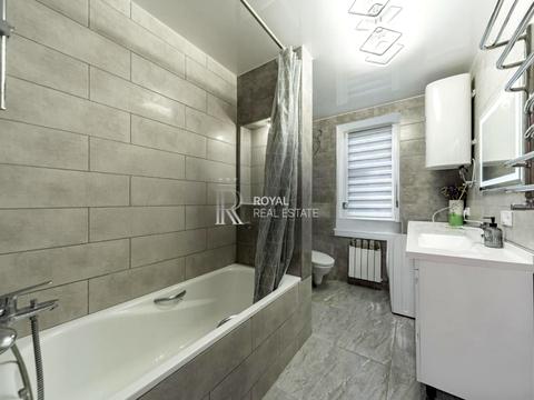 дом по адресу Октябрьская ул. (Жовтнева)