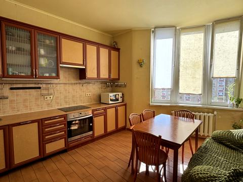квартира по адресу Урловская ул., 16/37