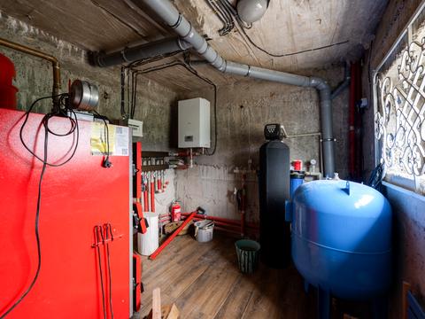 дом по адресу Дніпровська, 32