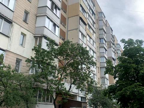 квартира по адресу Ревуцкого ул., 17-Б