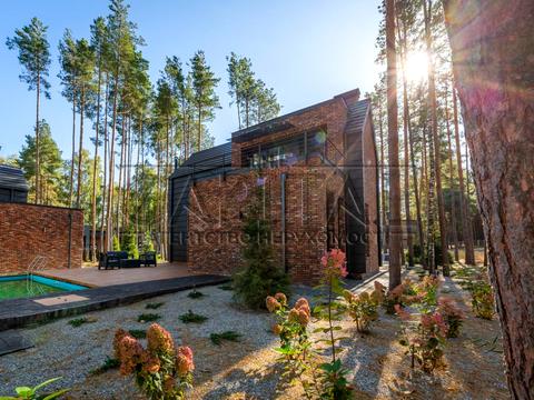 будинок за адресою Лебедівка