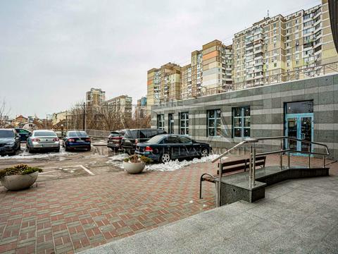 комерційна за адресою Миколи Ушакова вул., 1-Д