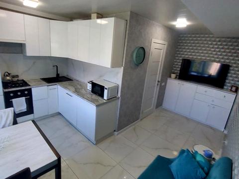 квартира за адресою Українська вул., 8