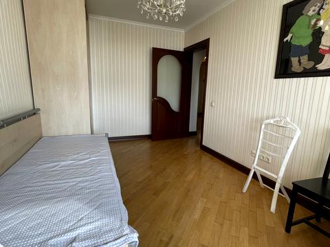 квартира за адресою Тарасівська вул., 20