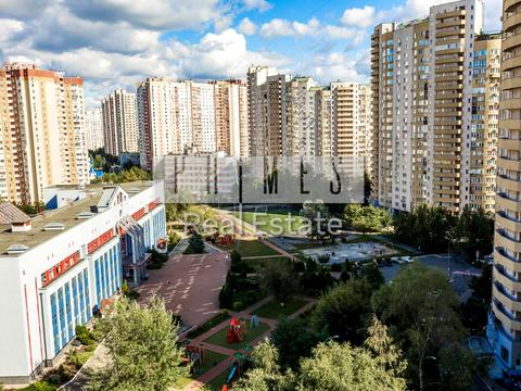 квартира за адресою Дніпровська набережна вул., 19-А