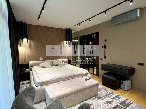 дом по адресу Киев, Богатырская ул.