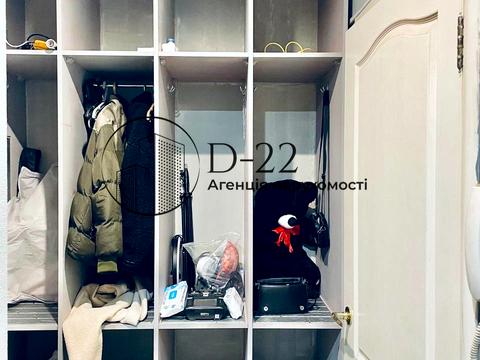 квартира за адресою Ревуцького вул., 7