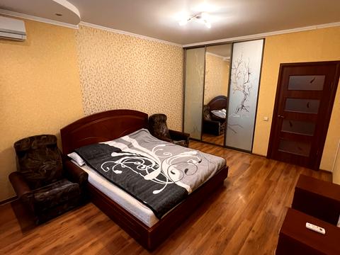 квартира за адресою Академіка Сахарова вул., 20