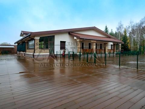 комерційна за адресою Центральна вул., 49