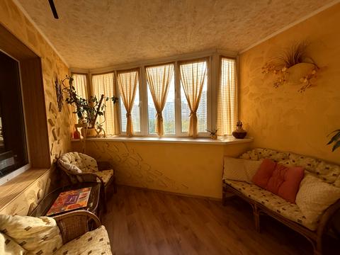 квартира за адресою Ревуцького вул., 18