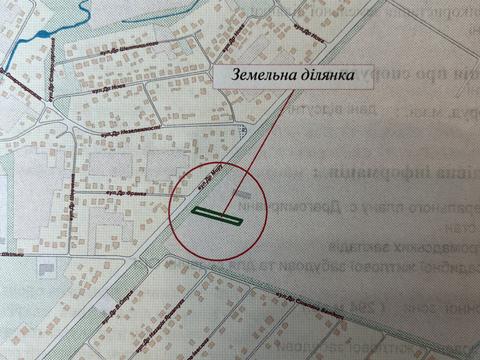 ділянка за адресою с. Драгомирчани, 