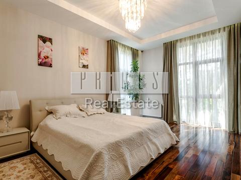 будинок за адресою Осіння