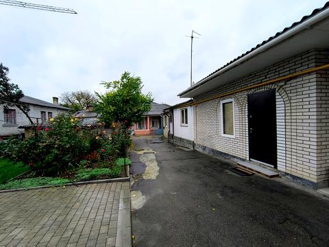 будинок за адресою Суровцової