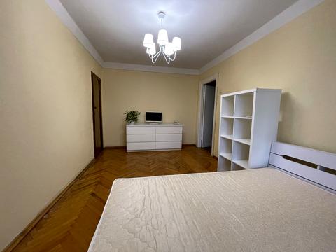 квартира за адресою Метробудівська вул., 4