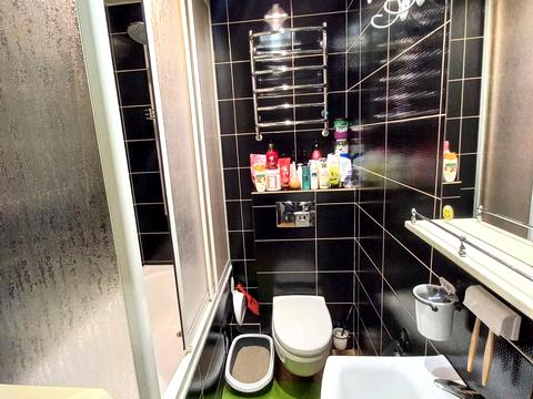 квартира за адресою Кропивницького вул.